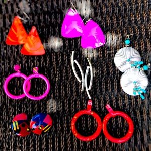 LOT OF VINTAGE 1980s EARRINGS